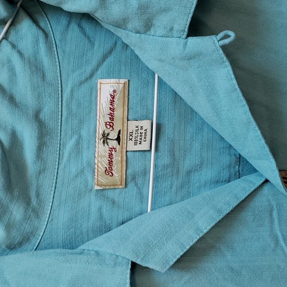 Tommy Bahama button up - Picture 4 of 5